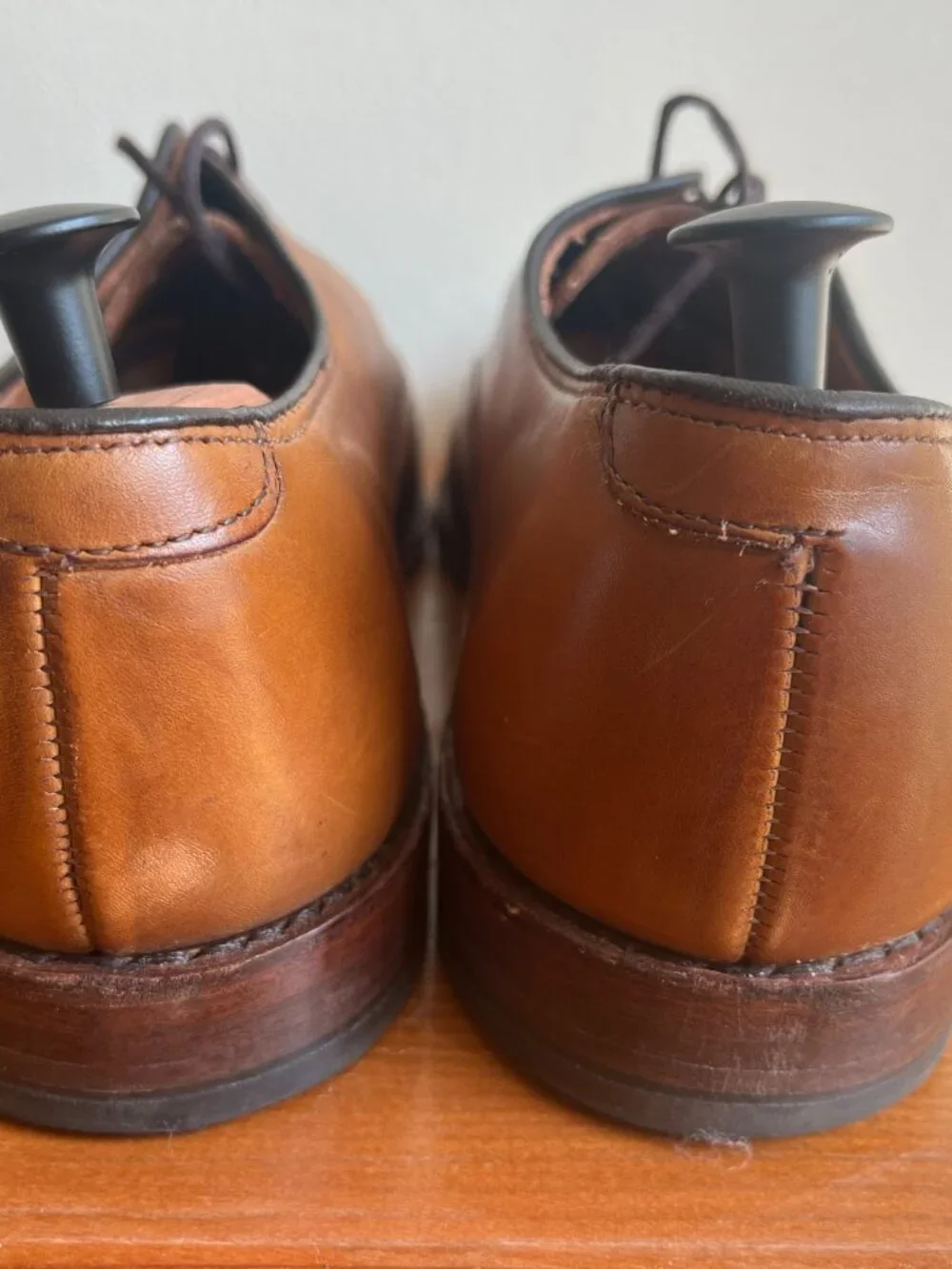 Allen Edmonds Fifth Avenue Walnut Cap Toe Oxford Men's 9 E Wide Box & Shoe Trees